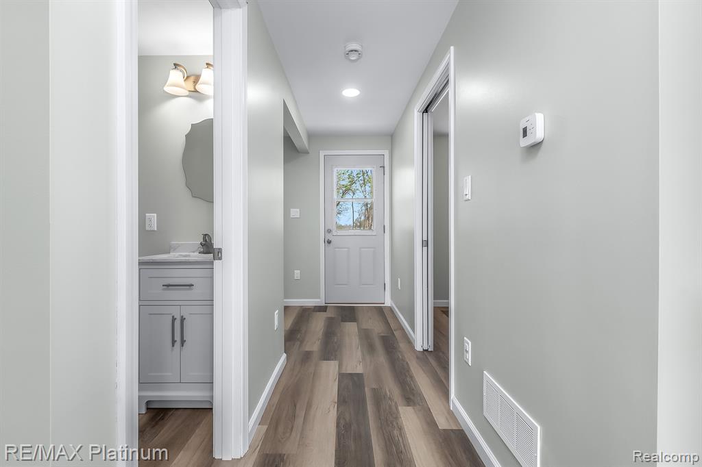 43680 BURTRIG Road, Belleville, MI 48111 — Photo 15