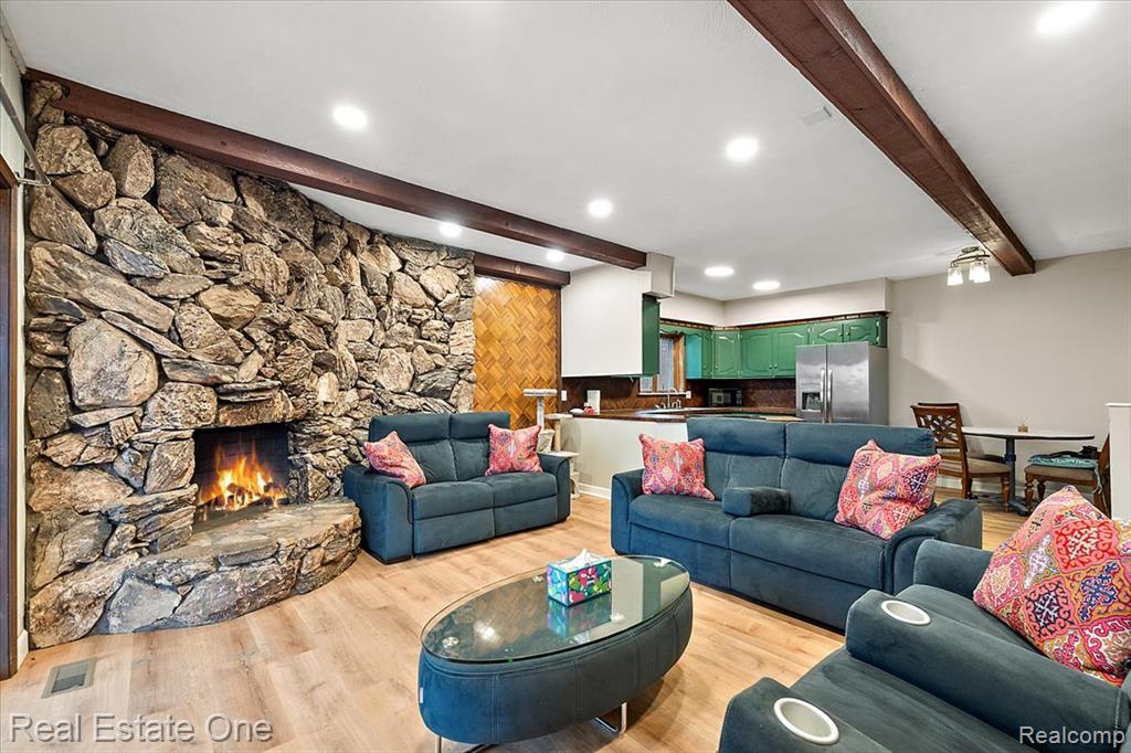 1050 Oxbow Lake Road, White Lake, MI — Photo 37