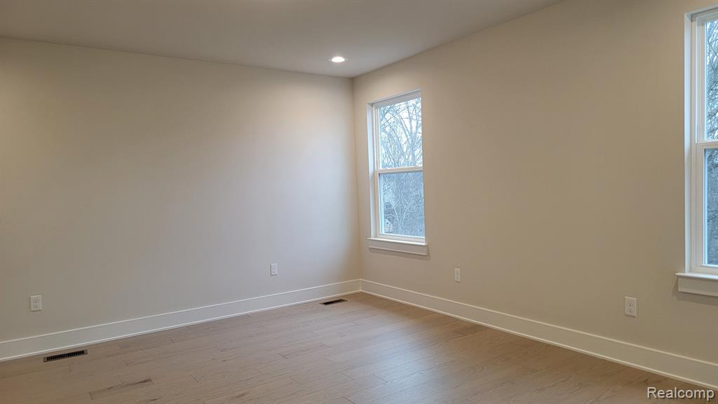 58268 INTERNATIONAL Drive, South Lyon, MI 48178 — Photo 31
