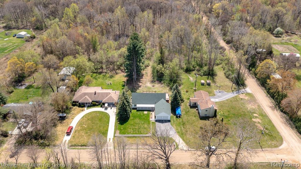 49335 WEAR Road, Belleville, MI 48111 — Photo 2