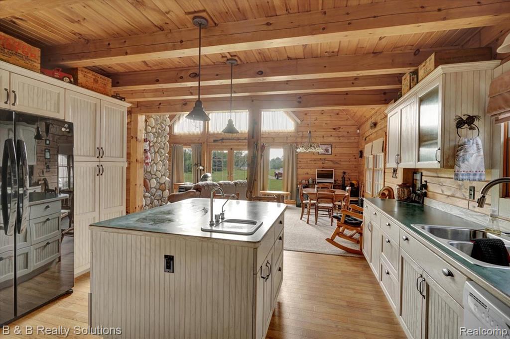 10071 N Hillman Road, Lakeview, MI, 48850