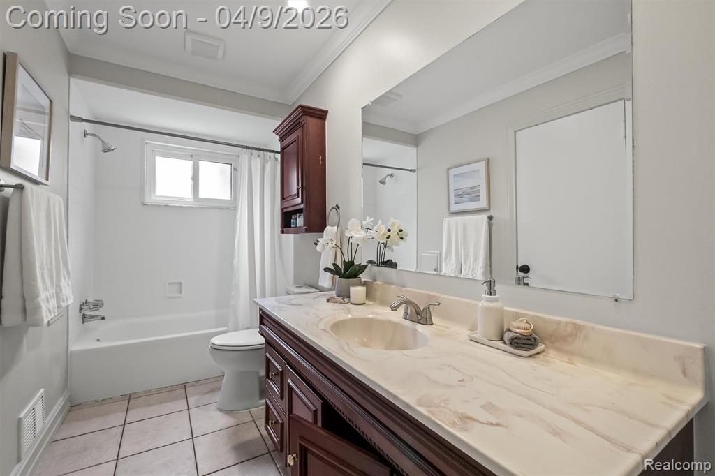 27577 Larry Street, Roseville, MI 48066 — Photo 21