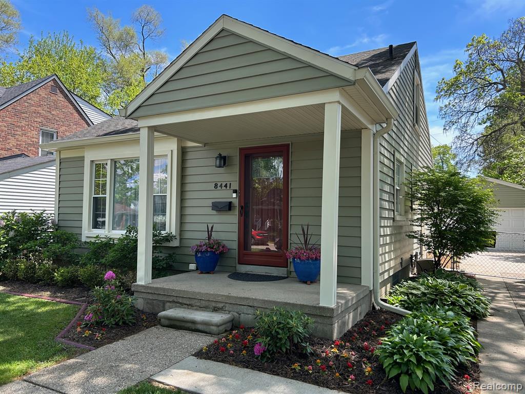 8441 COLGATE Street, Oak Park, MI 48237 — Photo 2