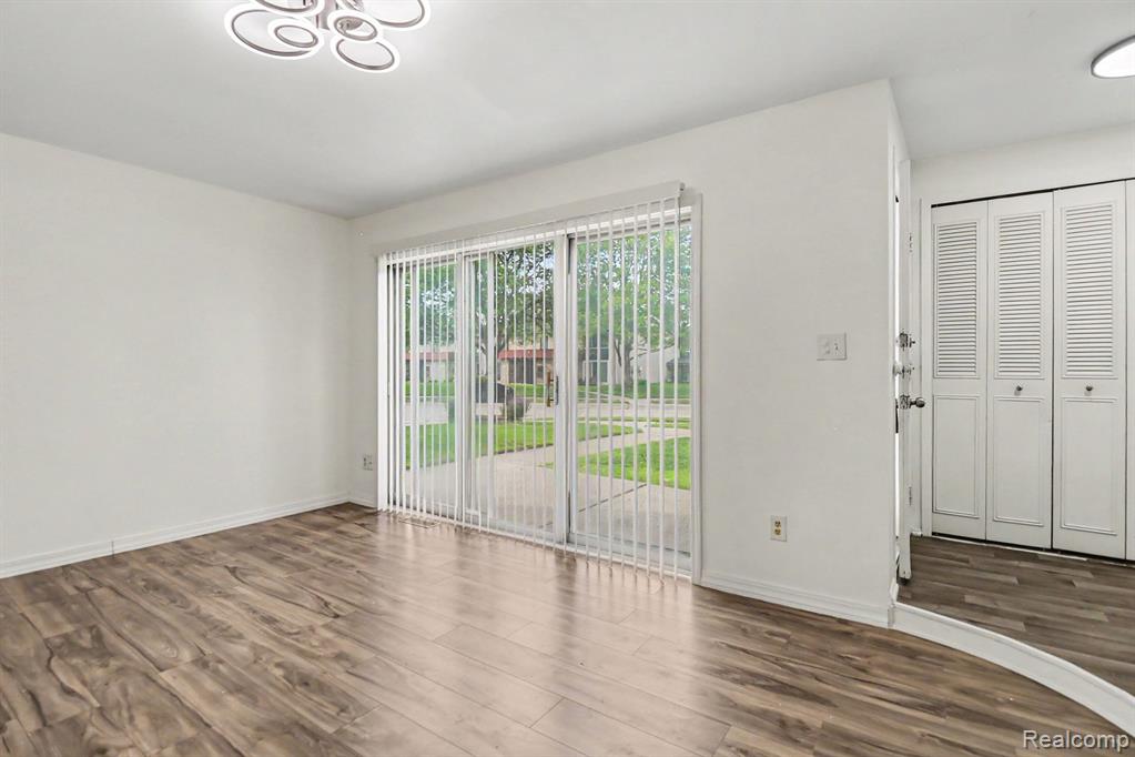 8232 Karam Boulevard, Warren, MI 48093 — Photo 4