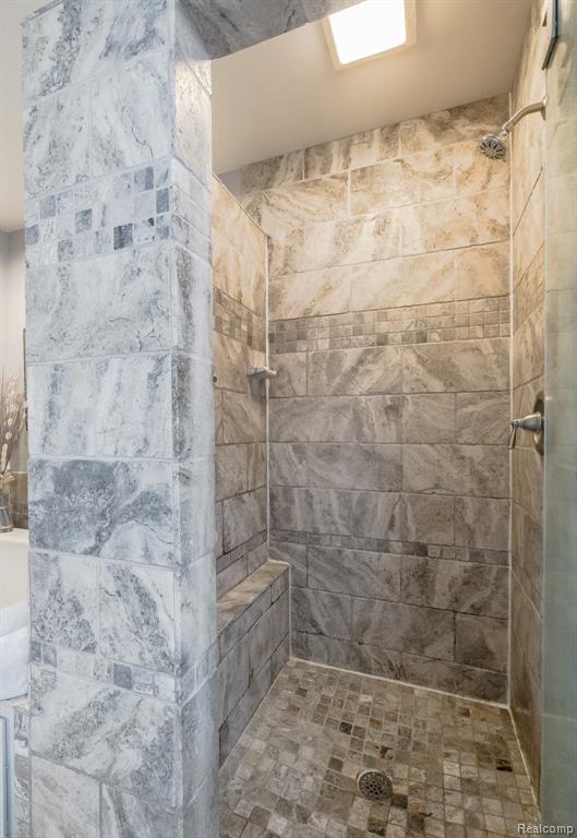 8640 Newport Drive, White Lake, MI — Photo 54