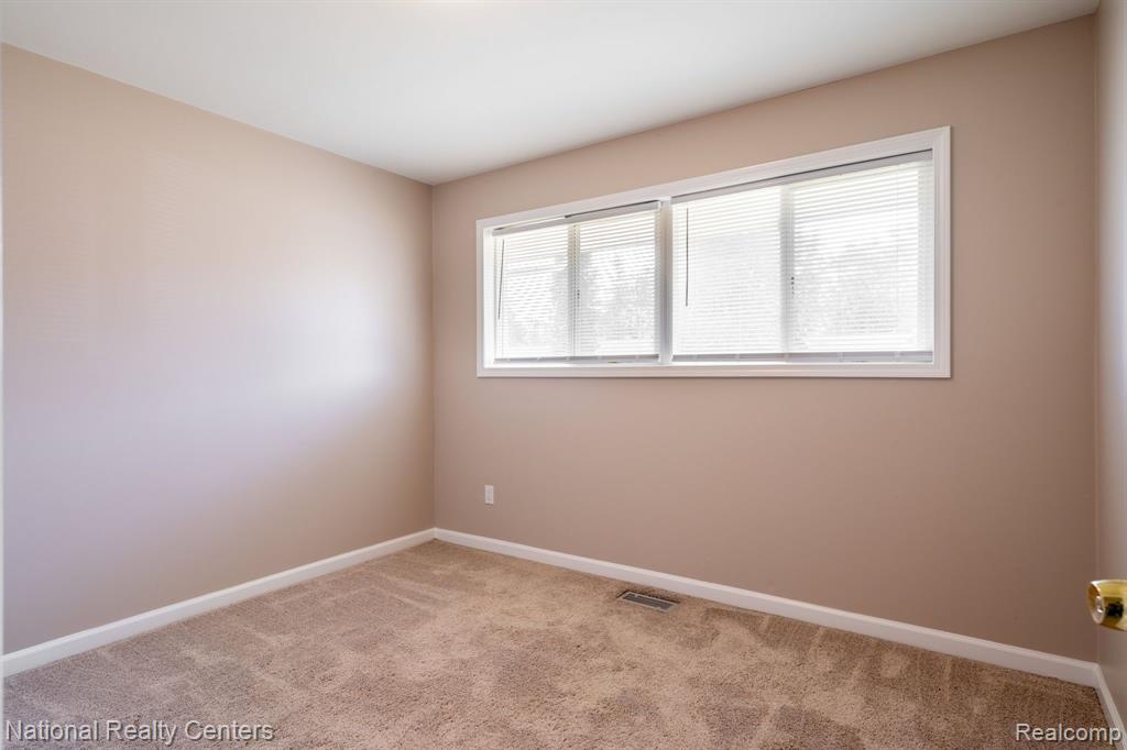 40960 MOORINGSIDE, Novi, MI — Photo 20