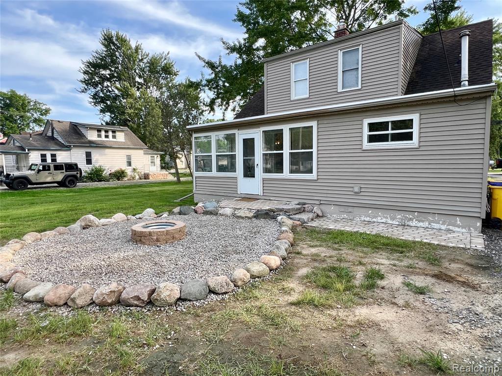 51470 Washington Street, New Baltimore, MI 48047 — Photo 7