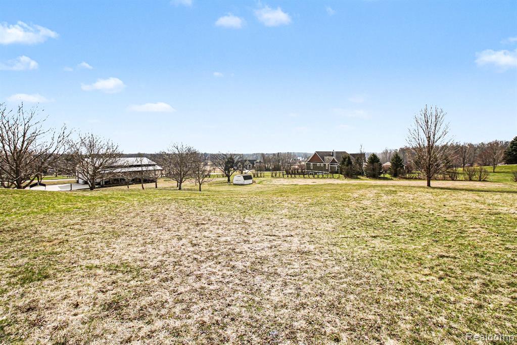 8806 Bergin Road, Howell, MI 48843 — Photo 28