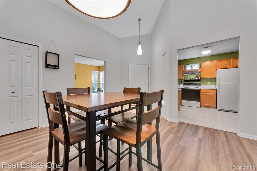 691 Chestnut Drive, Wixom, MI 48393 — Photo 14