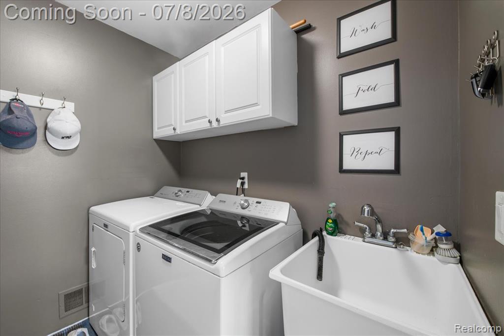 45433 Indian Creek Drive, Canton, MI 48187 — Photo 19