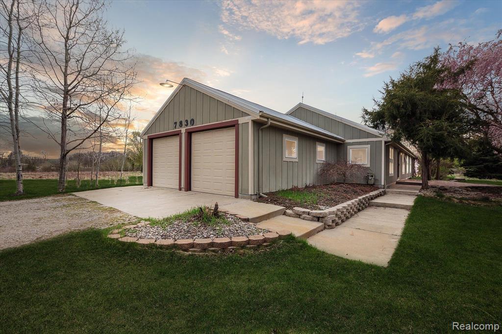 7830 WEBSTER CHURCH Road, Whitmore Lake, MI 48189 — Photo 2