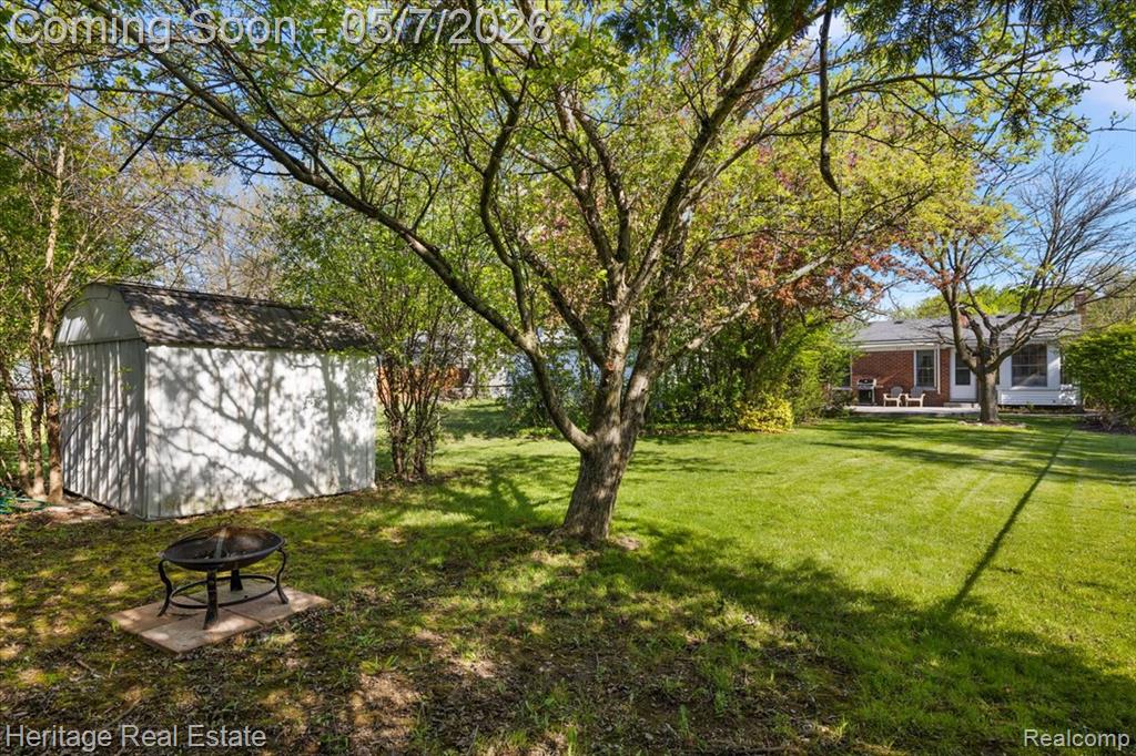31881 Lamar Drive, Farmington, MI 48336 — Photo 39