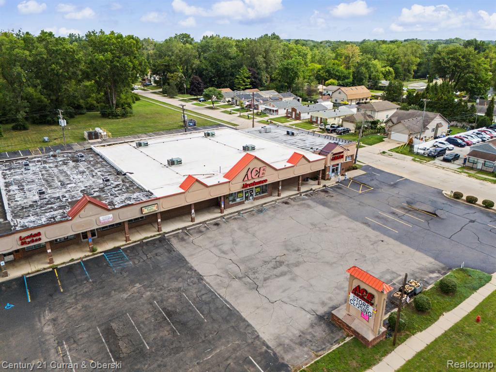 24630 Eureka Road, Taylor, MI