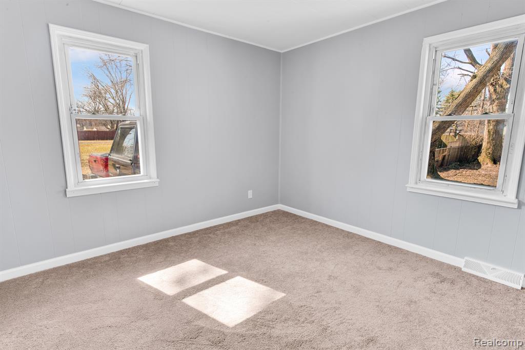 6160 WILKIE Street, Taylor, MI 48180 — Photo 16