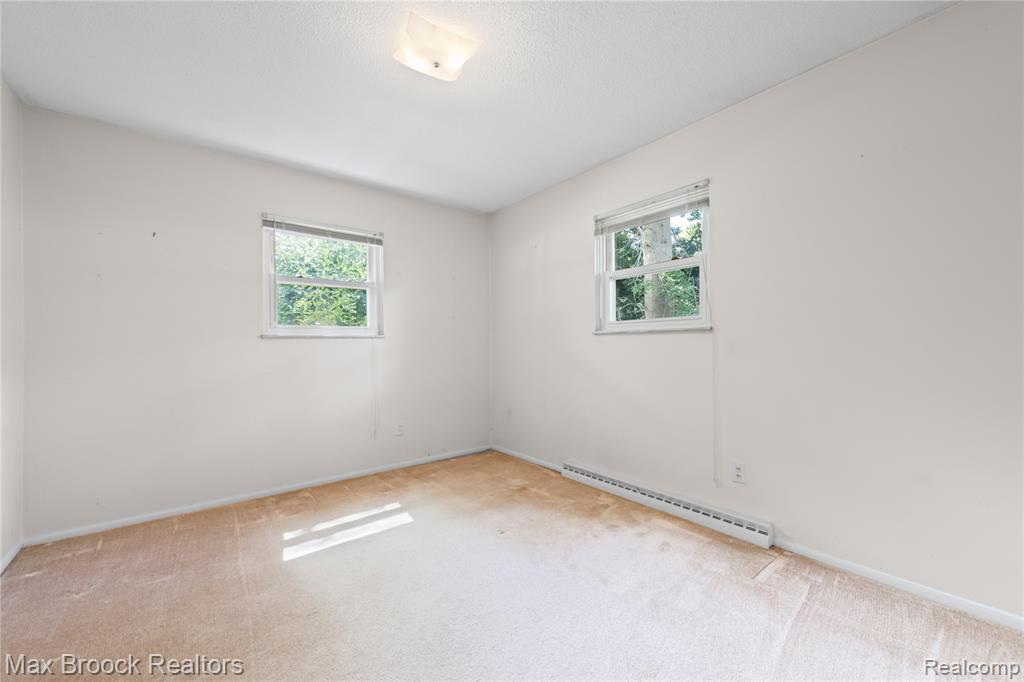 8071 Comanche Trail, Temperance, MI 48182 — Photo 19