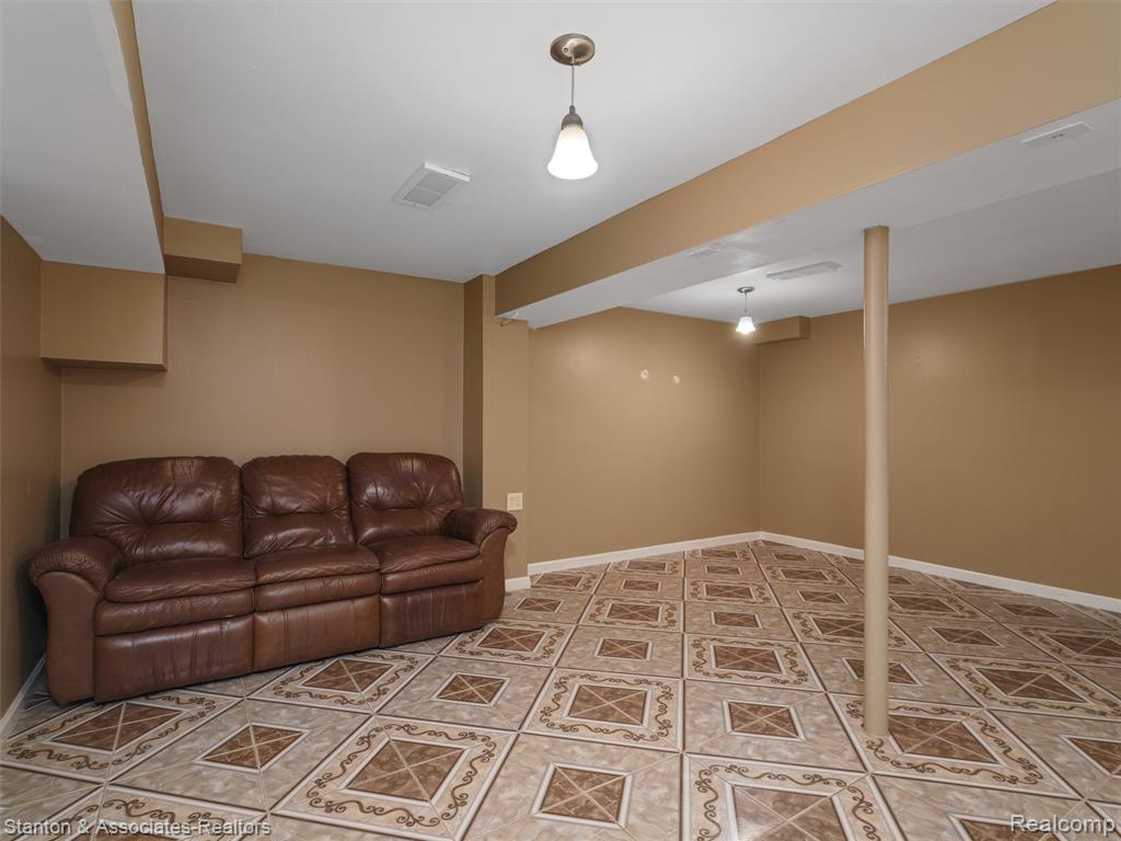 799 Kirts Boulevard, Troy, MI 48084 — Photo 23
