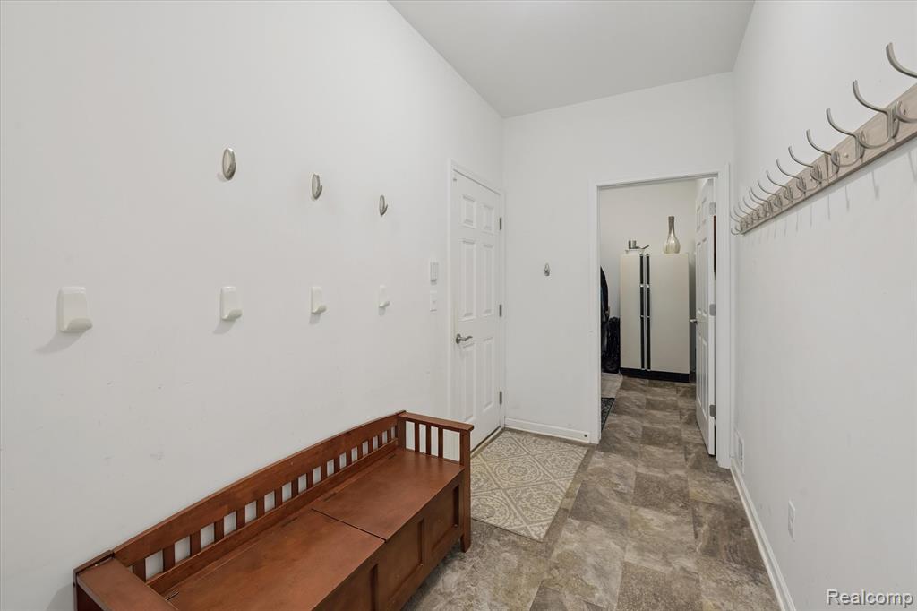 1928 Frances Way, Ypsilanti, MI 48198 — Photo 37
