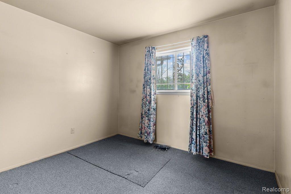 6626 ELMRIDGE Drive, Flint, MI 48505 — Photo 21