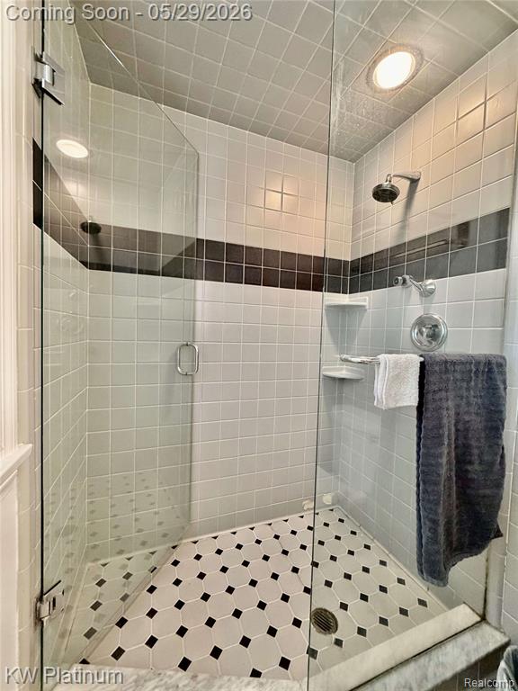 2425 Woodstock Drive, Port Huron, MI 48060 — Photo 25