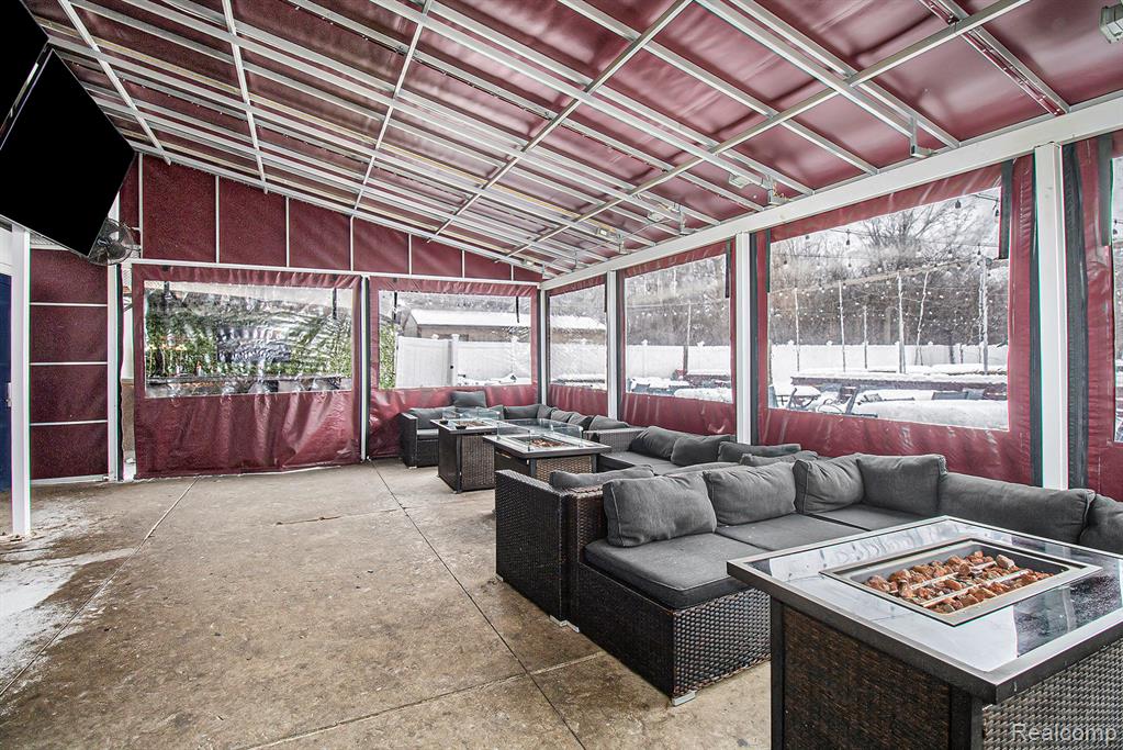 5153 Fenton Road, Grand Blanc, MI 48507 — Photo 22