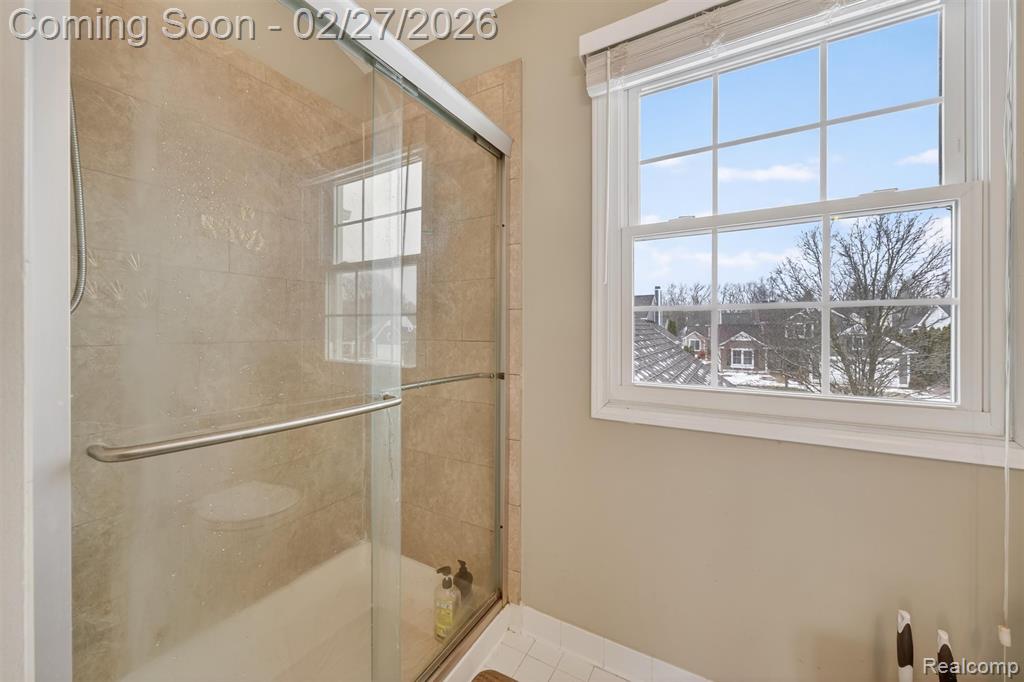801 Linden Way, Auburn Hills, MI 48326 — Photo 32
