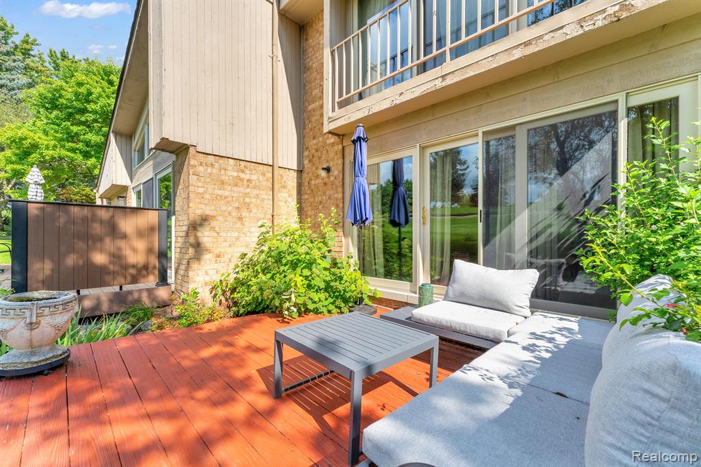 745 OAK BROOK RIDGE Drive, Rochester Hills, MI 48307 — Photo 27