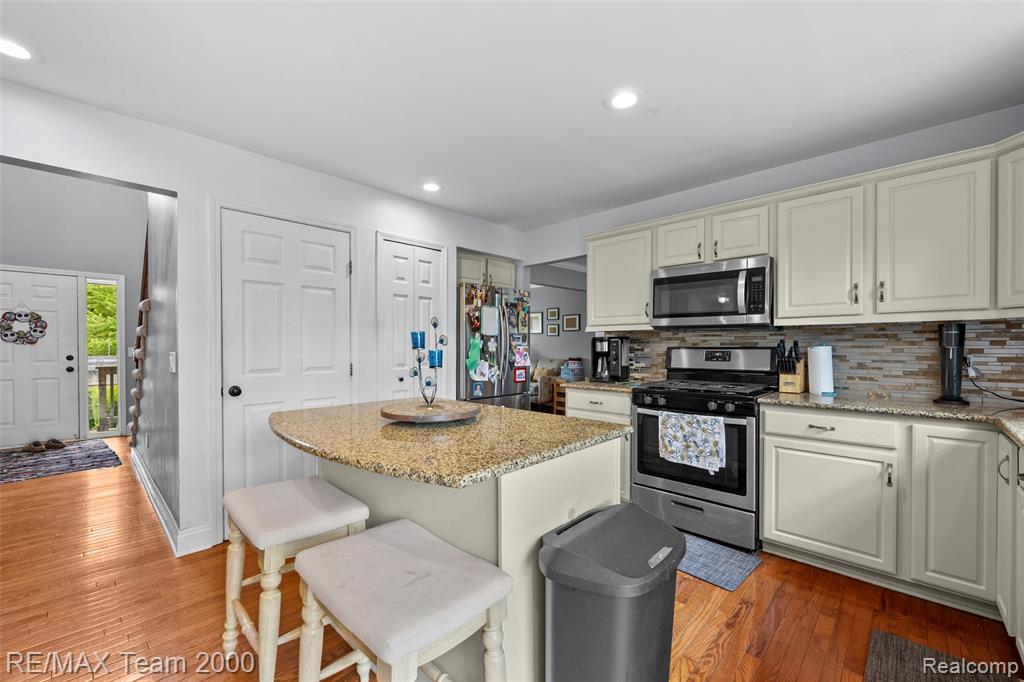 437 Light Tower Court, Belleville, MI 48111 — Photo 26