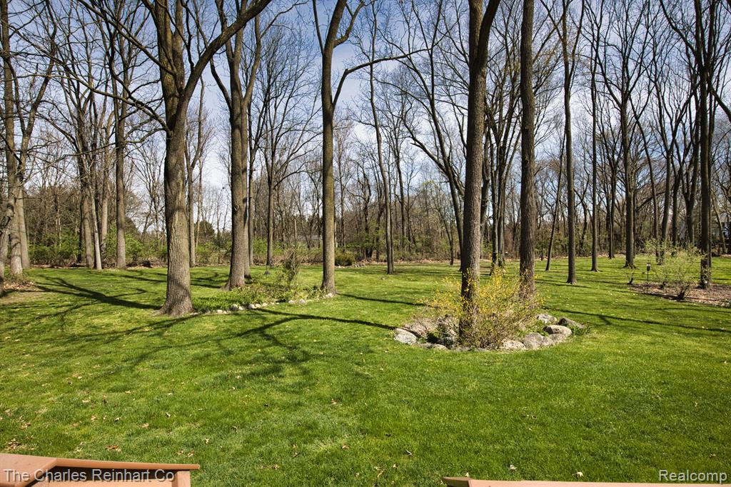 8494 CEDAR HILLS Drive, Dexter, MI 48130 — Photo 29