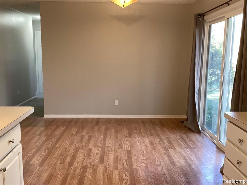 7491 PINCKNEY Road, Pinckney, MI 48169 — Photo 8