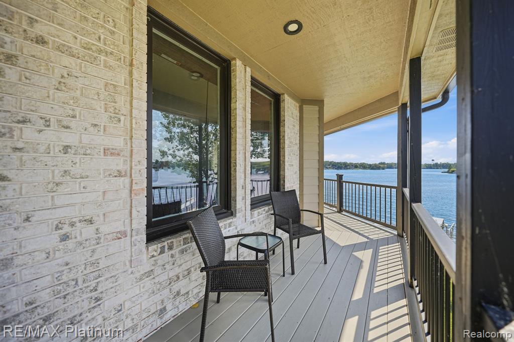 997 Thompson Shore Drive, Howell, MI 48843 — Photo 75