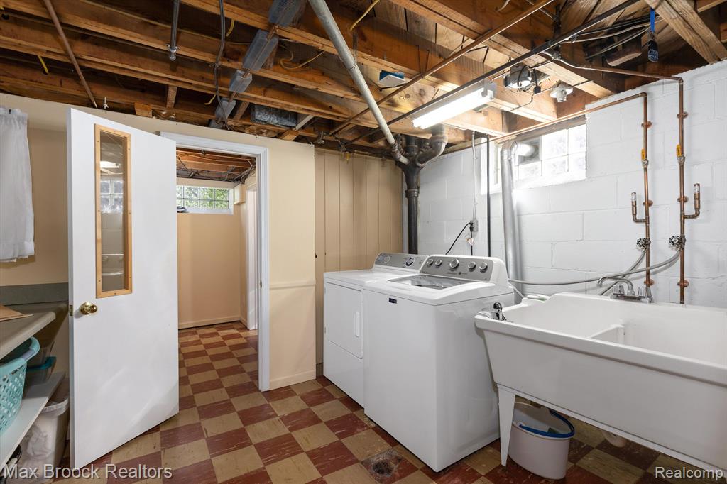 432 W CAMBOURNE Street, Ferndale, MI 48220 — Photo 31
