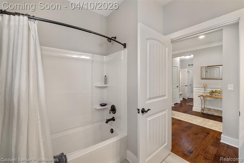 4032 Ashdale Way, Clarkston, MI 48348 — Photo 13