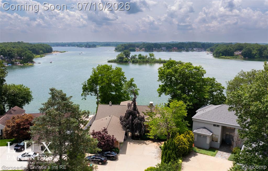 24 Hiawatha Drive, Battle Creek, MI 49015 — Photo 2