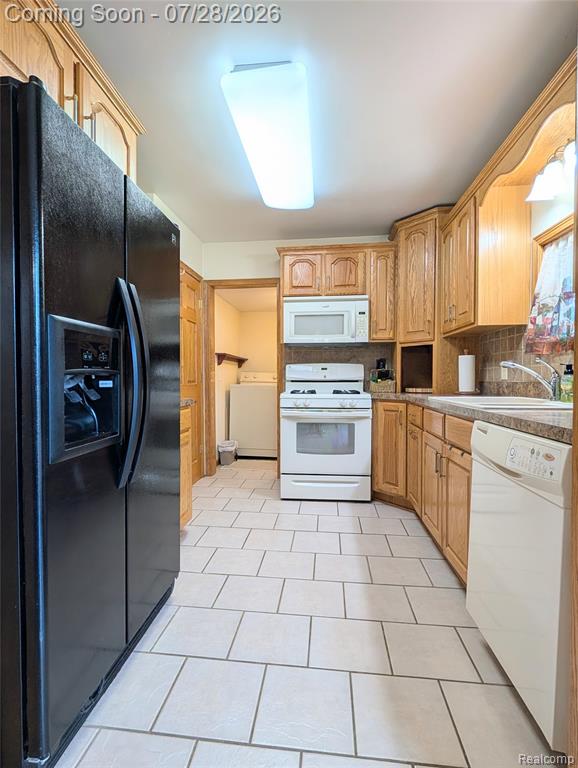 524 S Port Crescent Street, Bad Axe, MI 48413 — Photo 10
