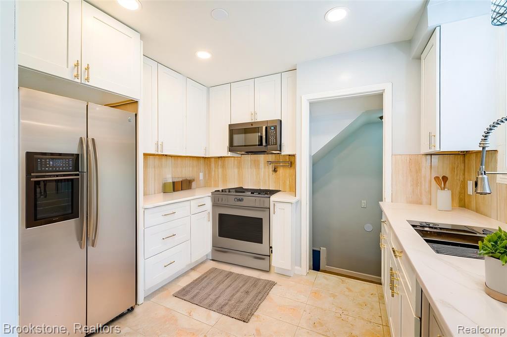 17228 Stout Street, Detroit, MI 48219 — Photo 15