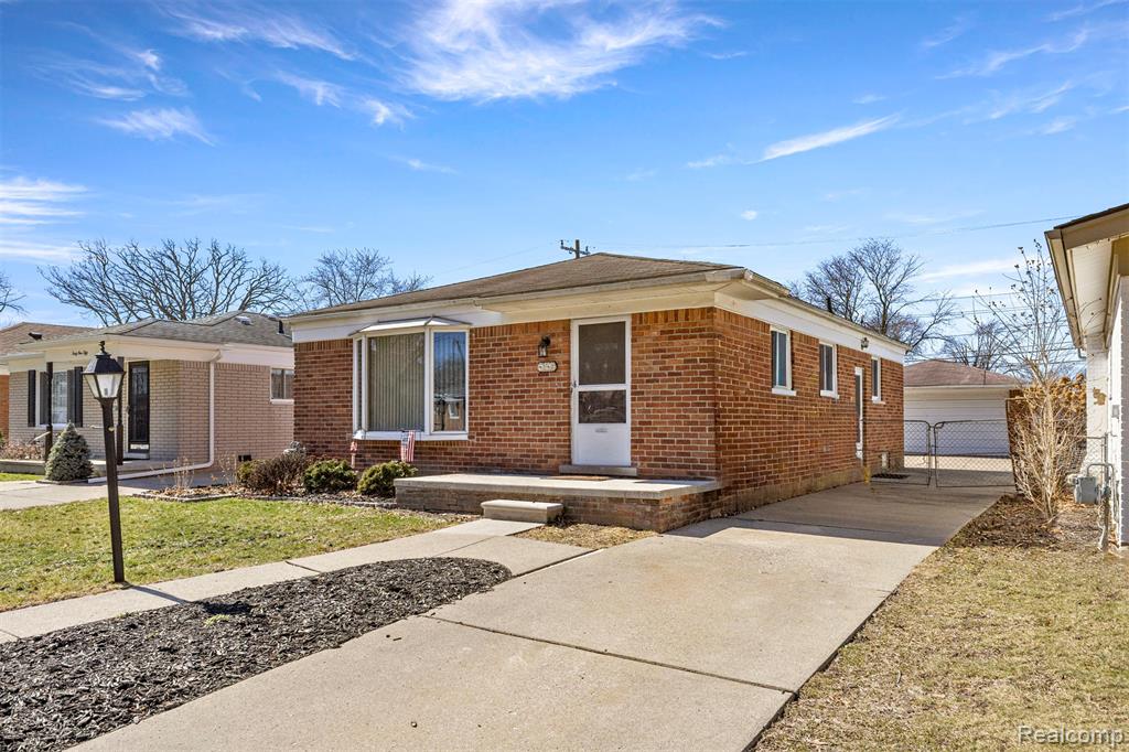 4142 Gertrude Street, Dearborn Heights, MI 48125 — Photo 2