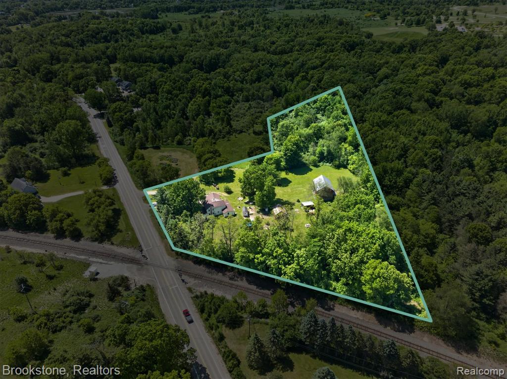 9455 Andersonville Road, Clarkston, MI — Photo 80