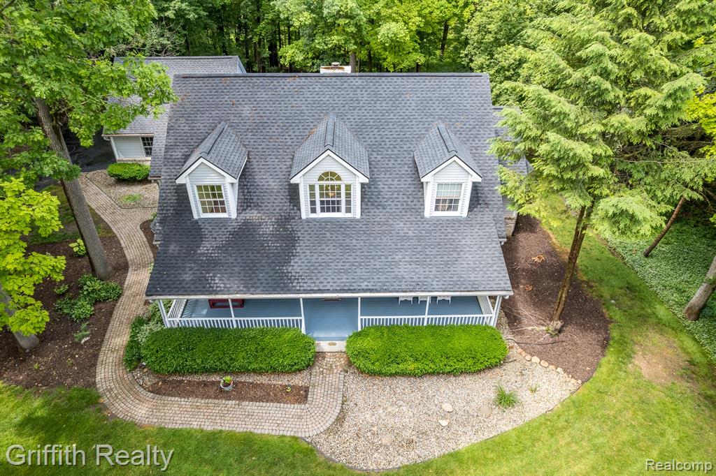 8123 Baypointe Drive, Brighton, MI 48114 — Photo 39