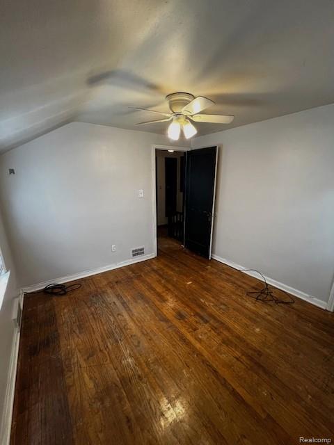 750 E CHESTERFIELD Street, Ferndale, MI 48220 — Photo 16