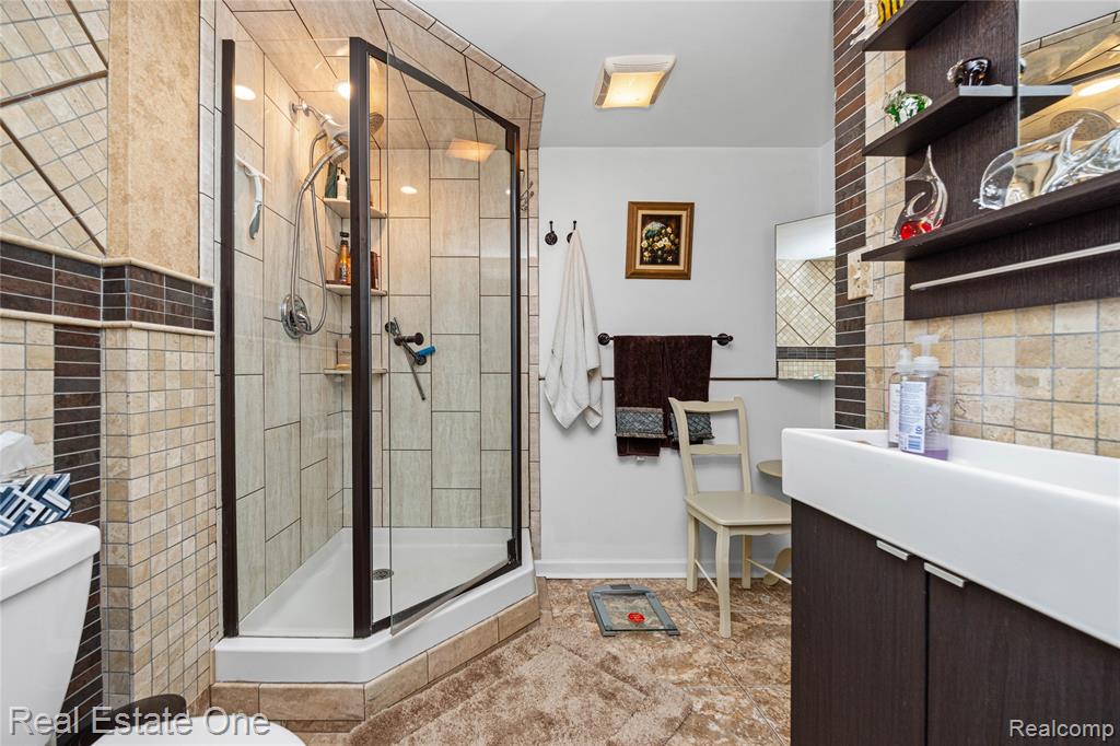 26336 Pillsbury Street, Farmington, MI 48334 — Photo 51