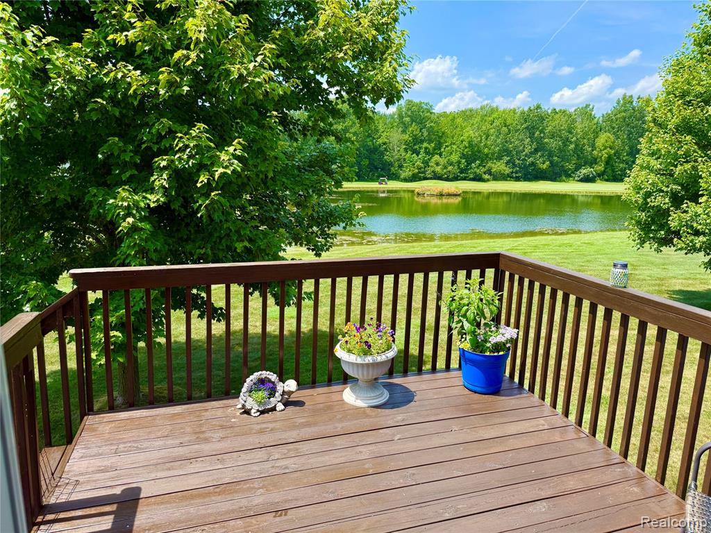 6426 Club Court W, Grand Blanc, MI 48439 — Photo 4