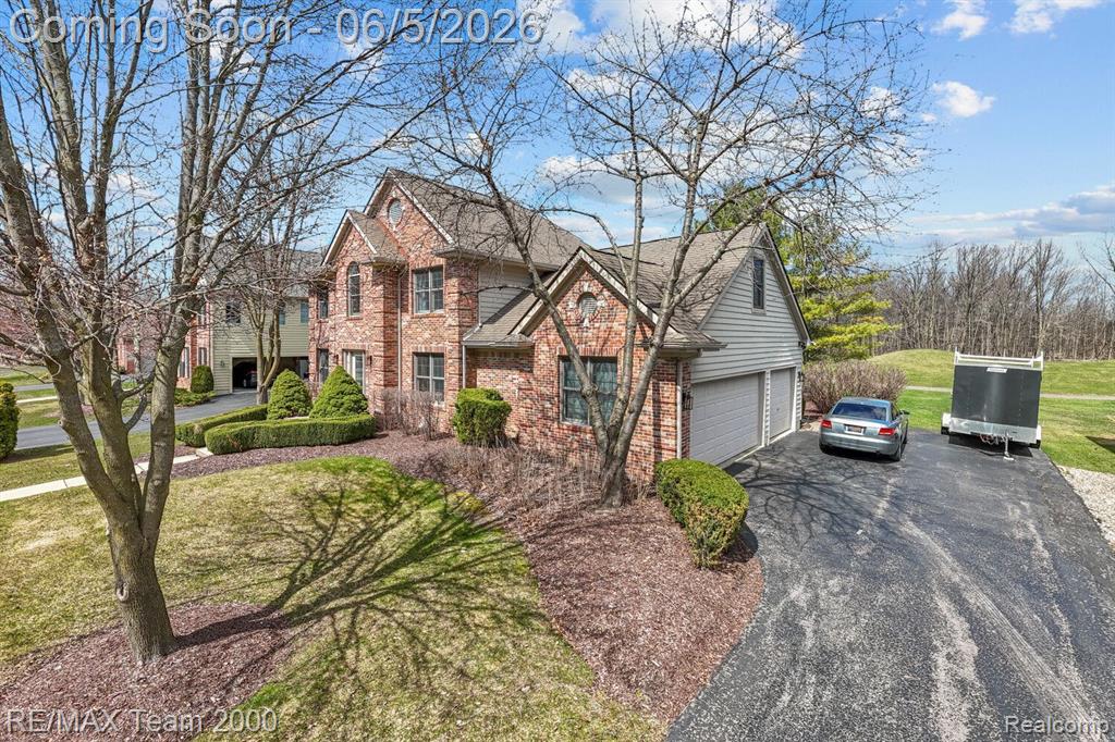 5681 WOODFIELD Parkway, Grand Blanc, MI 48439 — Photo 3
