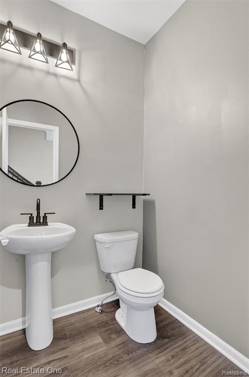 4799 Broomfield Way, Lake Orion, MI — Photo 16