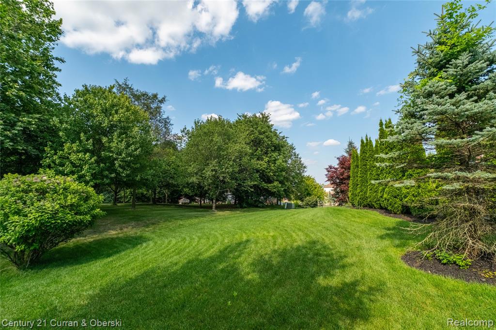 50738 Calvert Isle Drive, Novi, MI — Photo 62
