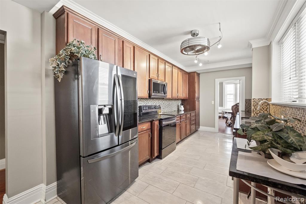 8120 E Jefferson Avenue, 7D, Detroit, MI 48214 — Photo 16