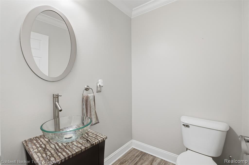 7431 Oceola Farms Court, Howell, MI 48855 — Photo 22