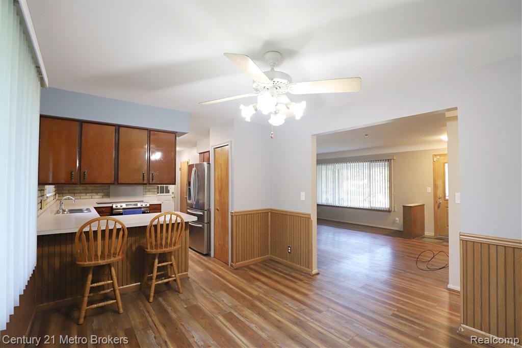 G-3366 W COURT Street, Flint, MI 48532 — Photo 5