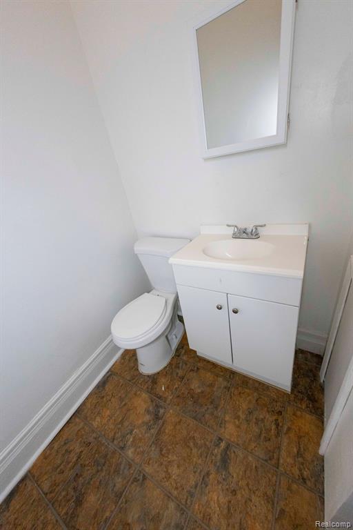 14536 E JEFFERSON Avenue, Detroit, MI 48215 — Photo 20