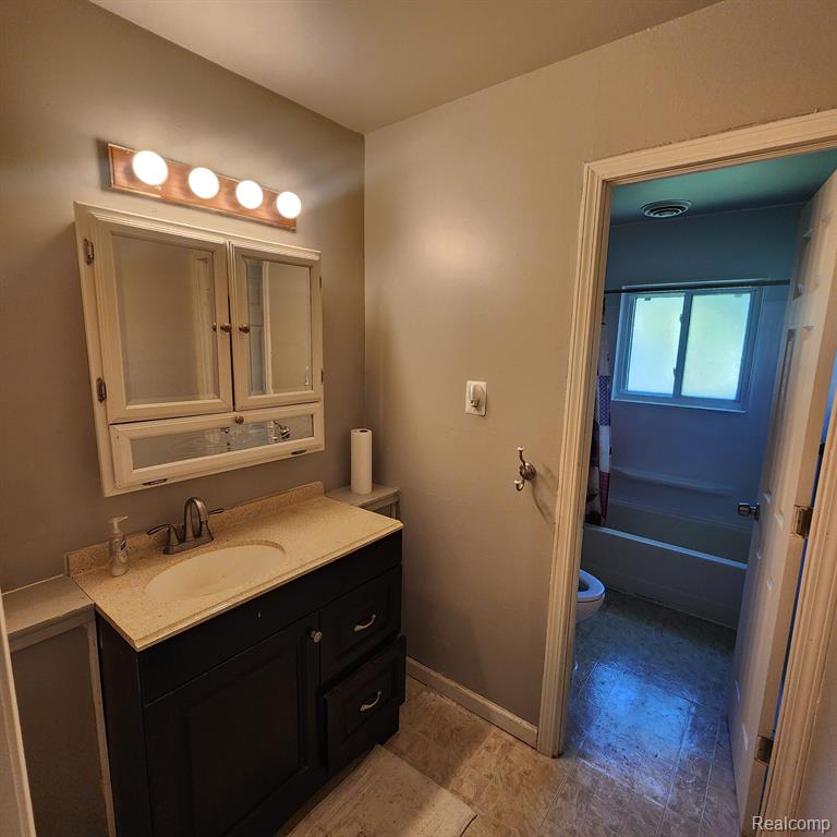 9481 WILLIAM Street, Taylor, MI — Photo 13