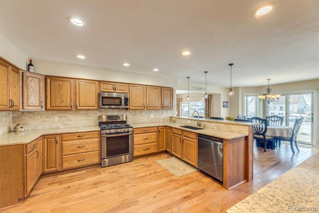7374 FLAMINGO Street, Clay, MI 48001 — Photo 16